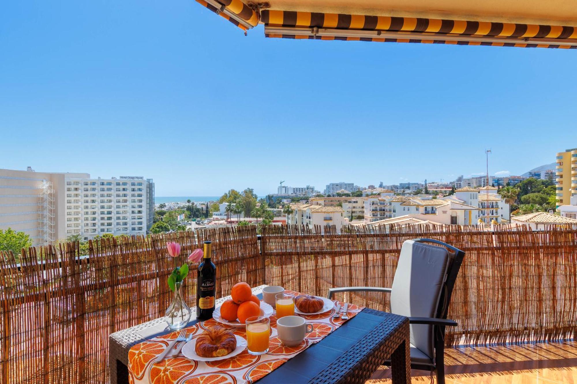 Santa Amalia 51 By Ivi Real Estate Apartment ตอร์เรโมลิโนส ภายนอก รูปภาพ